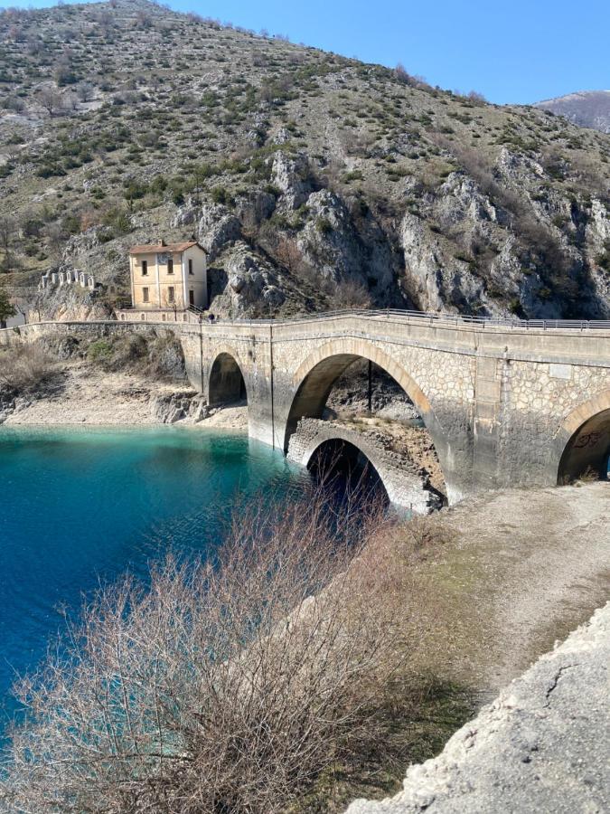 Il Rustico Uno A Bugnara Nella Valle Del Sagittario Sulmona Bagian luar foto